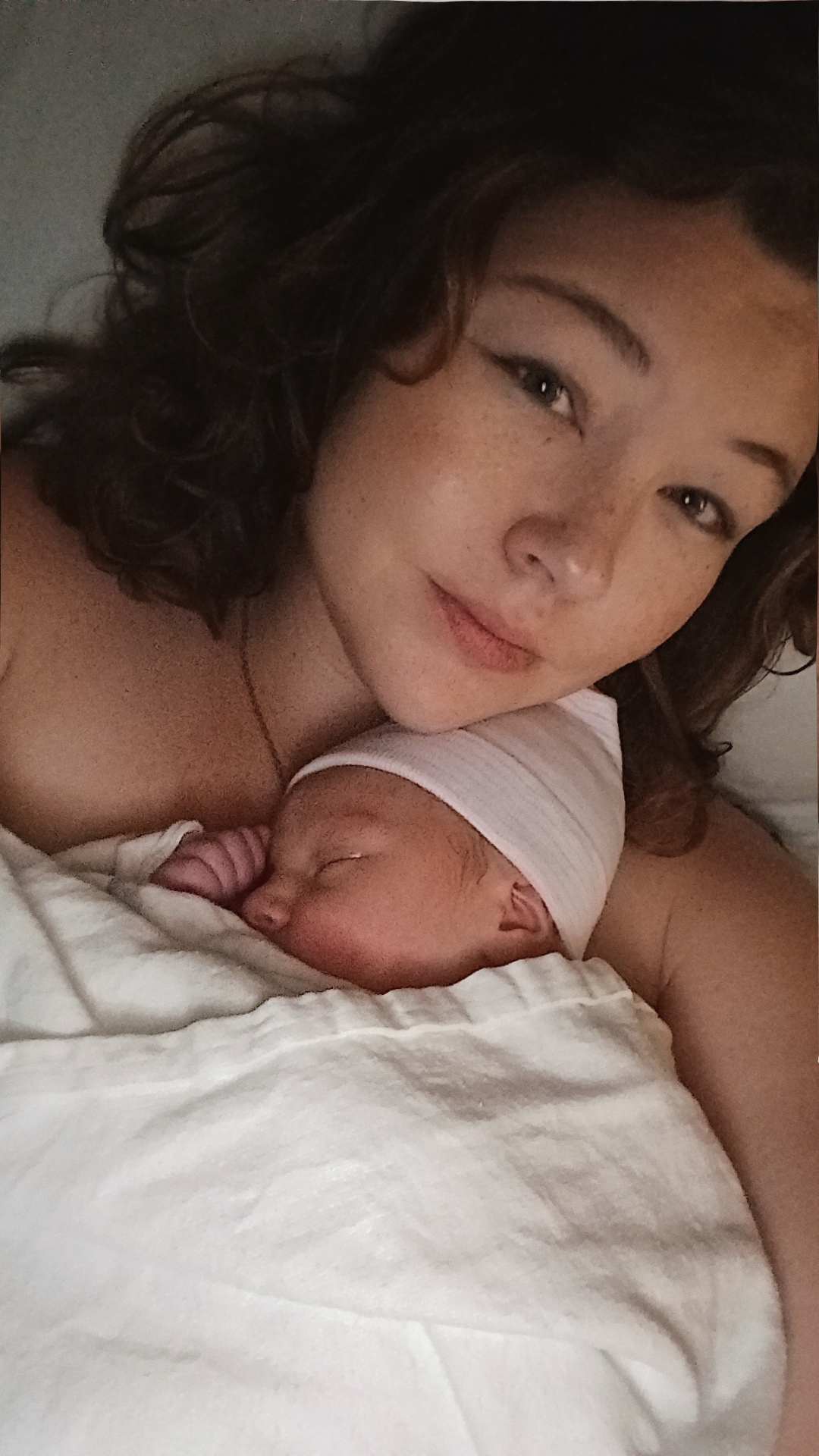 Photo for memory: First night skin to skin ✨️